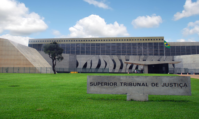 Revisão de benefício de previdência privada complementar